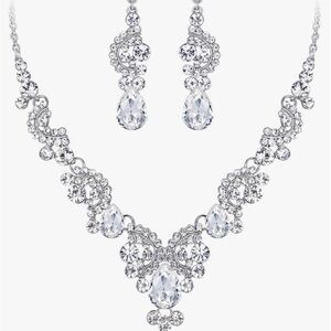 Elegant Silver Crystal Necklace and Earring Set